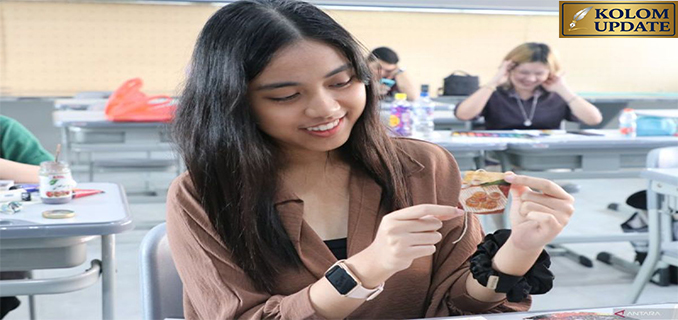 Inovasi Mahasiswi Ubaya dalam Pengolahan Limbah Kantong Teh