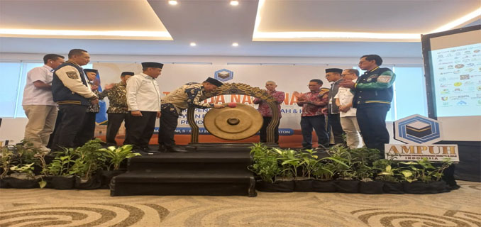 Rakernas Pengusaha Travel Se-Indonesia di Bandung Soroti Tantangan Industri Umroh